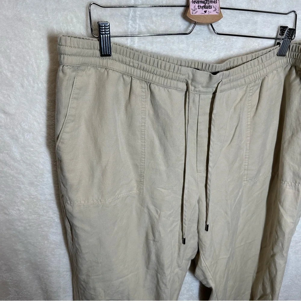 Banana Republic women’s khaki pull on pants linen blend size Xl